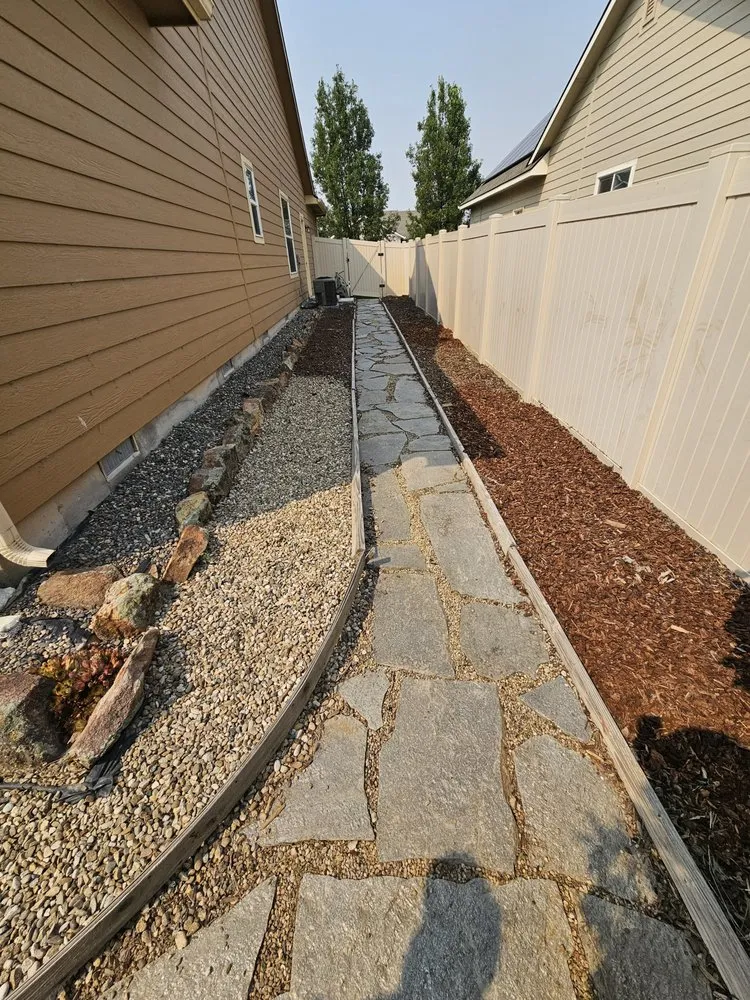 Top-rated yard maintenance with custom design across Nampa, ID - Dreamscapes Landscaping