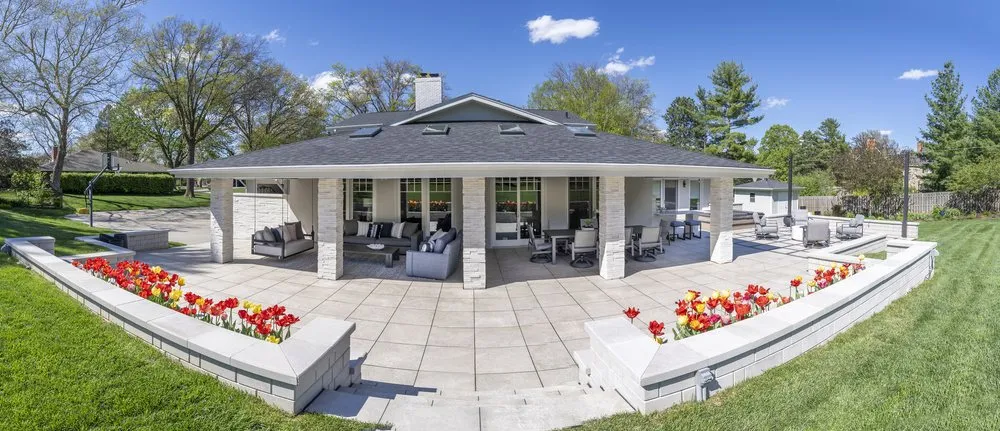 Reliable yard maintenance in Lincoln, NE by Dreamscapes