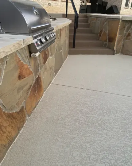 Trusted yard cleanup service for homes across Pittsburg, TX - DreamScapes Oasis & Outdoors