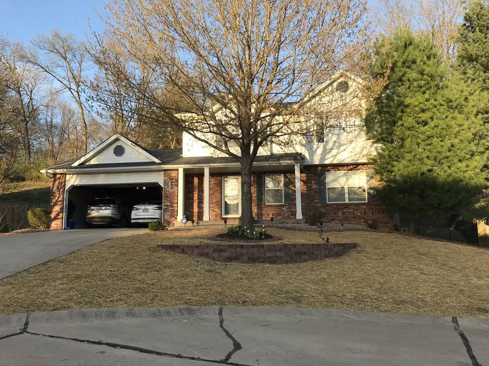 Top-rated landscaping services near you in Collinsville, IL by Dreamscapes Outdoor Services