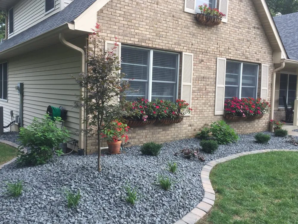 Reliable landscape installation with custom design across Collinsville, IL - Dreamscapes Outdoor Services