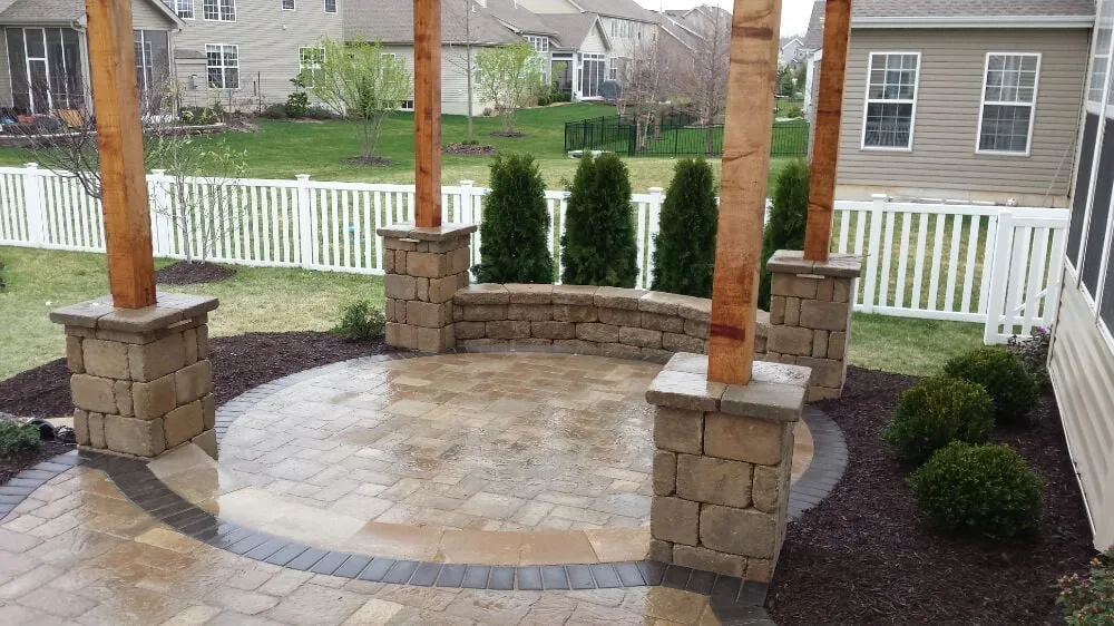Custom landscape installation for beautiful yards across Collinsville, IL - Dreamscapes Outdoor Services
