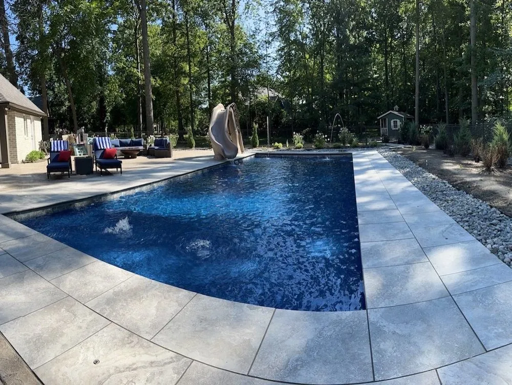 Top-rated yard cleanup service in Grafton, OH by DREAMSCAPING