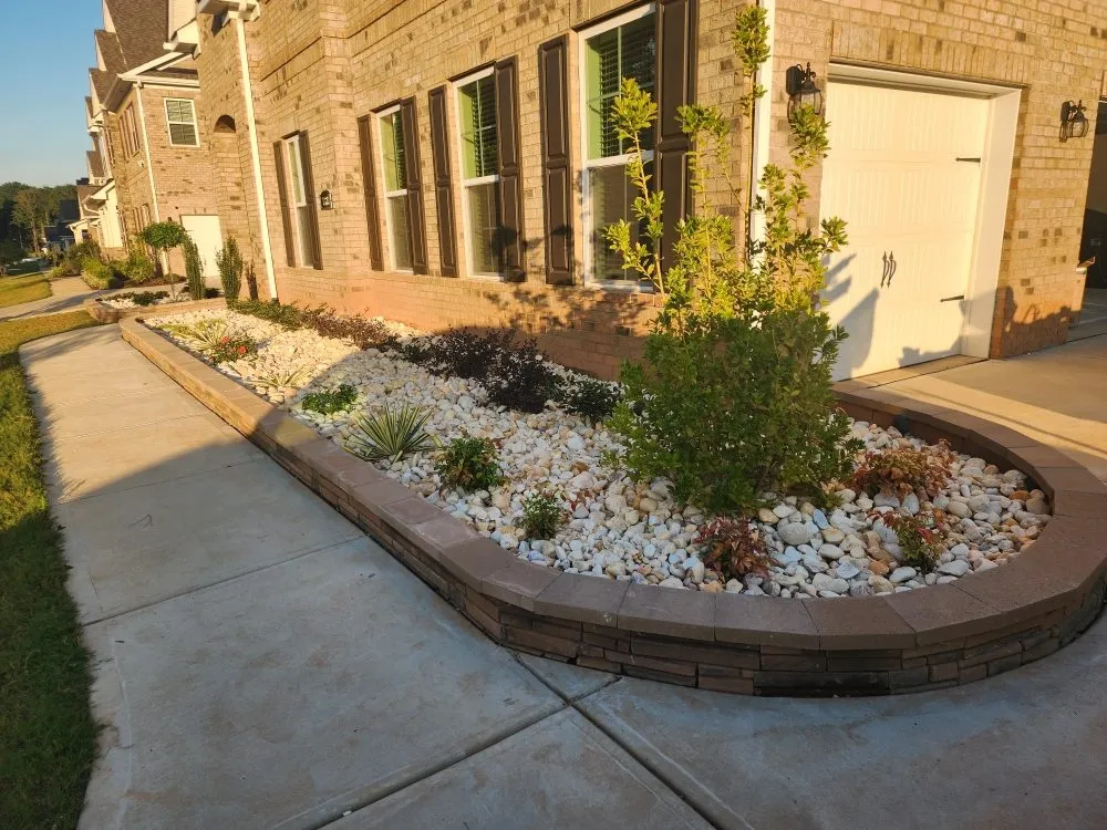 Local lawn care service for year-round maintenance across Kannapolis, NC - DreamScene Landscape