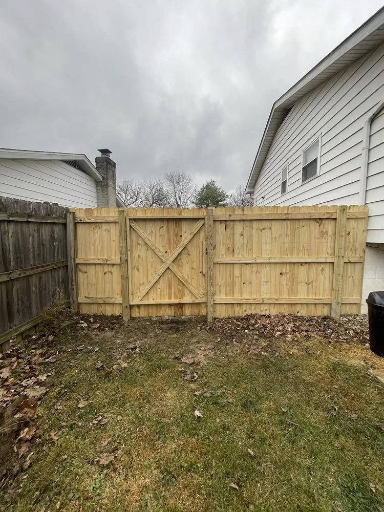 Expert yard maintenance with custom design in Columbus, OH by Dreamview Landscaping