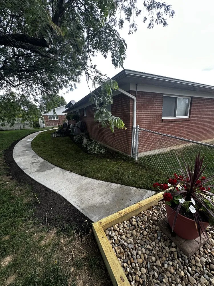 Expert landscape design for outdoor upgrades in Columbus, OH by Dreamview Landscaping