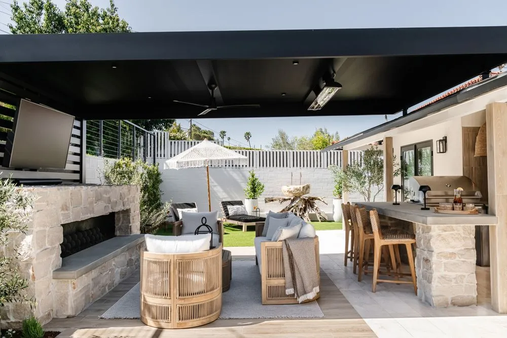 Affordable lawn mowing service in Torrance, CA by DreamWork Landscape