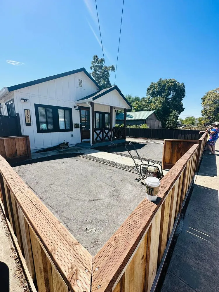 Reliable yard maintenance experts serving Campbell, CA - Dreamworks Landscapes & Design