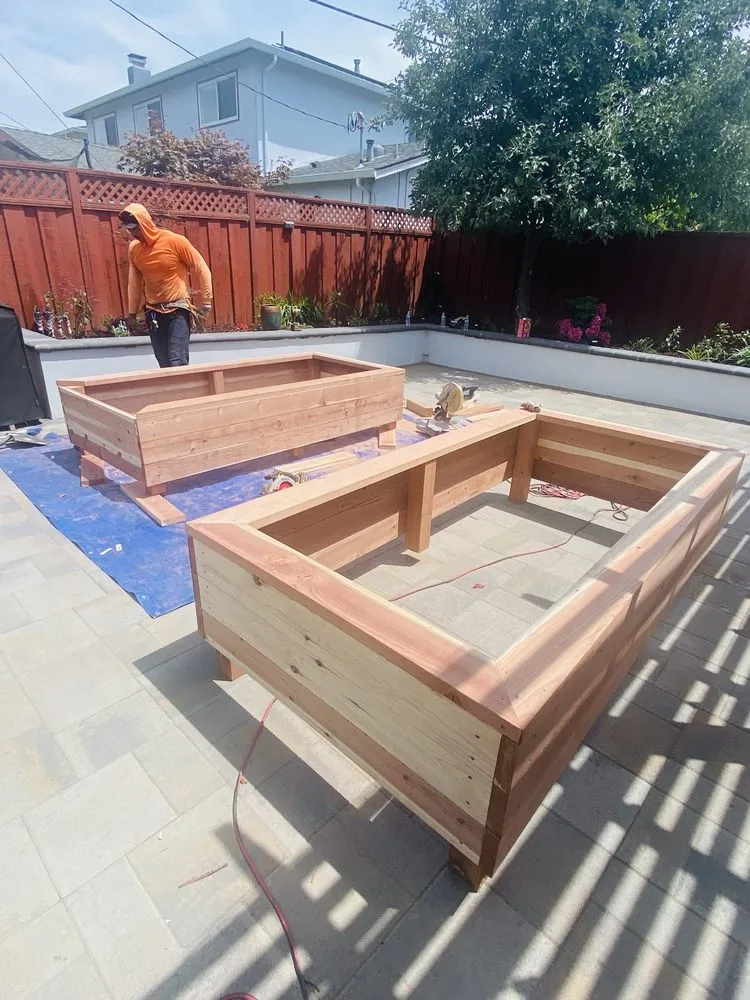 Professional garden landscaping for year-round maintenance across Campbell, CA - Dreamworks Landscapes & Design