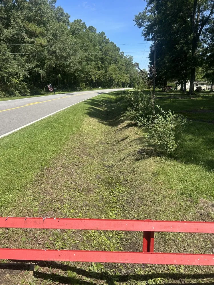 Top-rated landscape installation experts serving Kinston, NC - Dreko Lawn Care