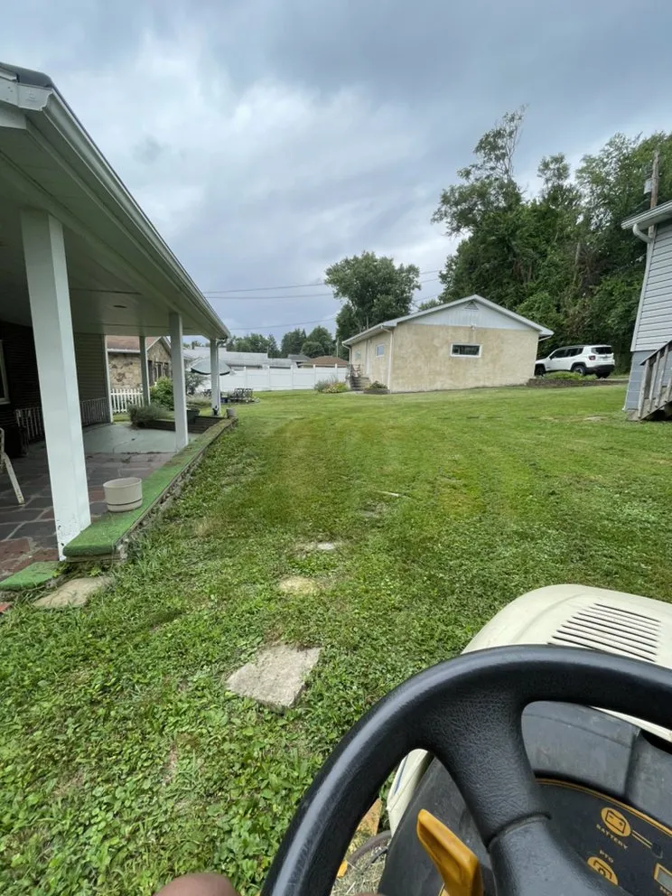 Professional garden landscaping in Washington, PA - Dre's Whatever You Need Services