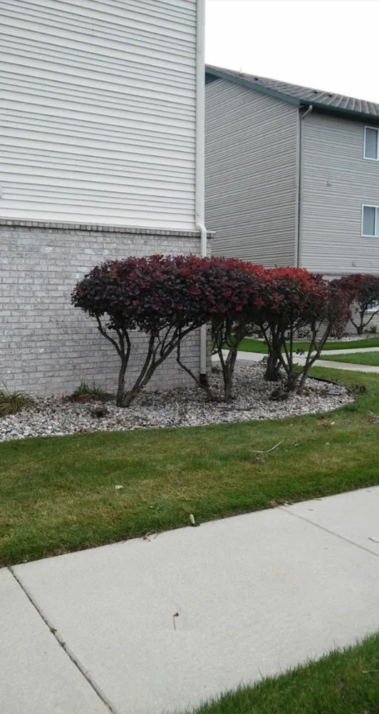 Trusted landscape installation experts serving Fruitport Charter Township, MI - Drew's Customs Cutz & Landscaping