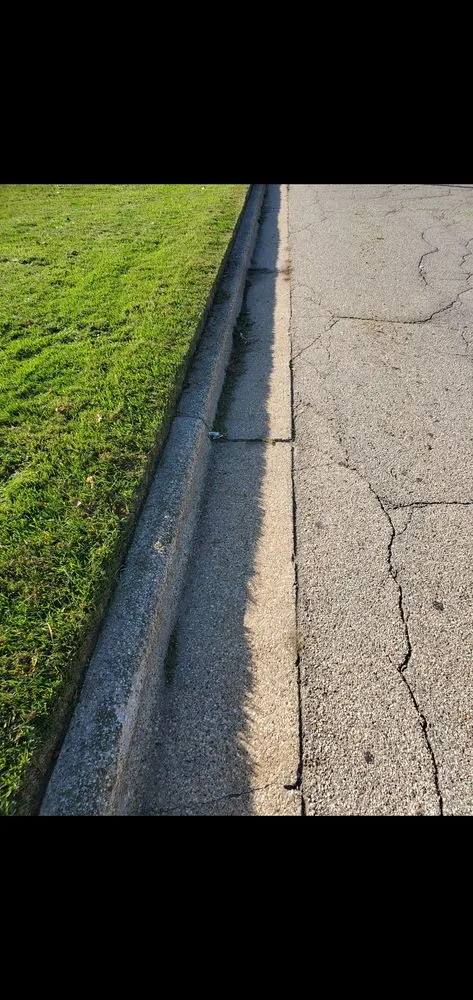 Expert landscape design in Fruitport Charter Township, MI - Drew's Customs Cutz & Landscaping