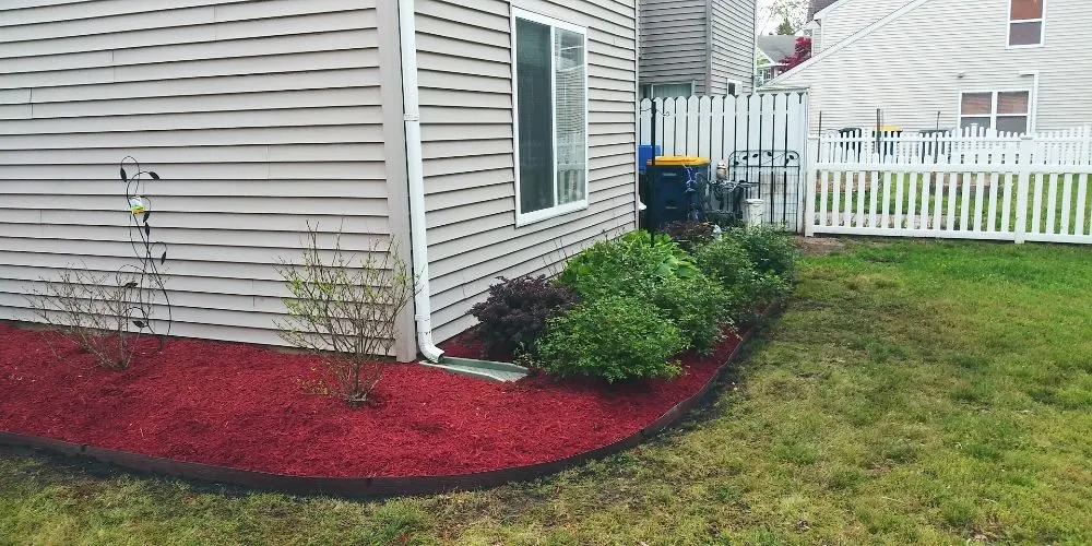 Professional yard maintenance in Marydel, DE by Drew's Cutting Crew