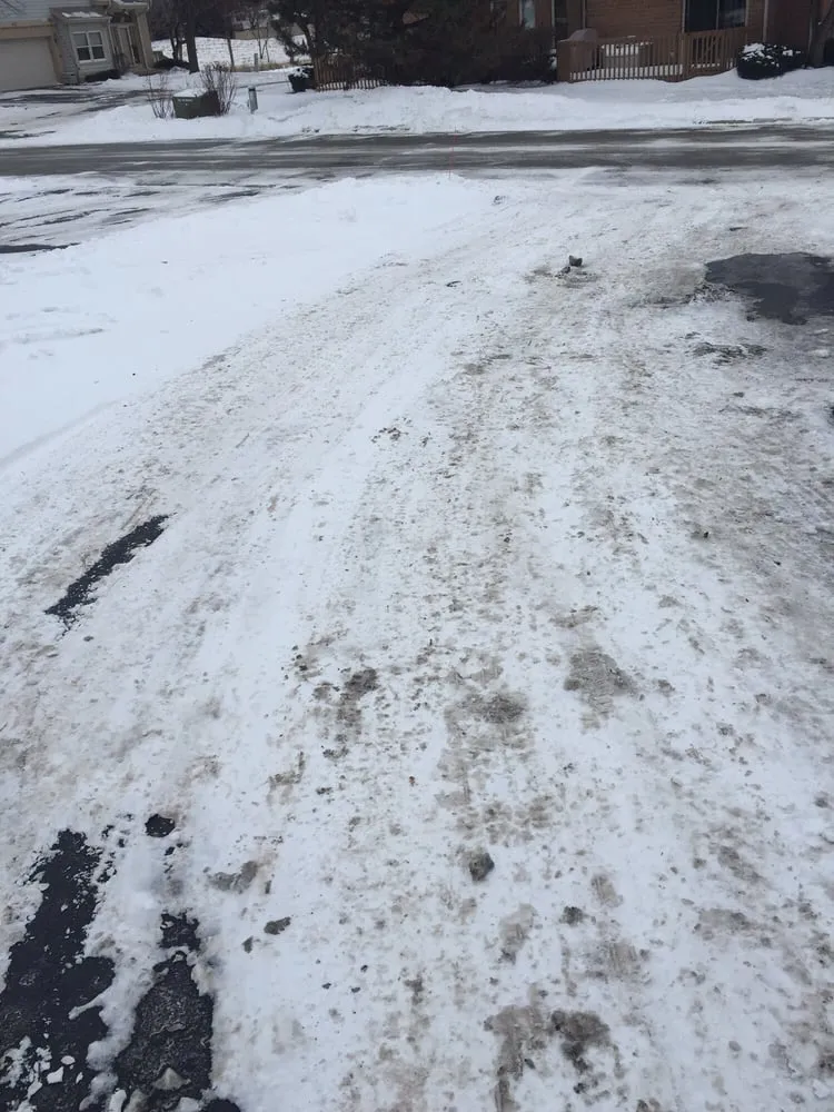 Top-rated lawn care service in Lockport, IL - Drew's Lawn & Snow Service