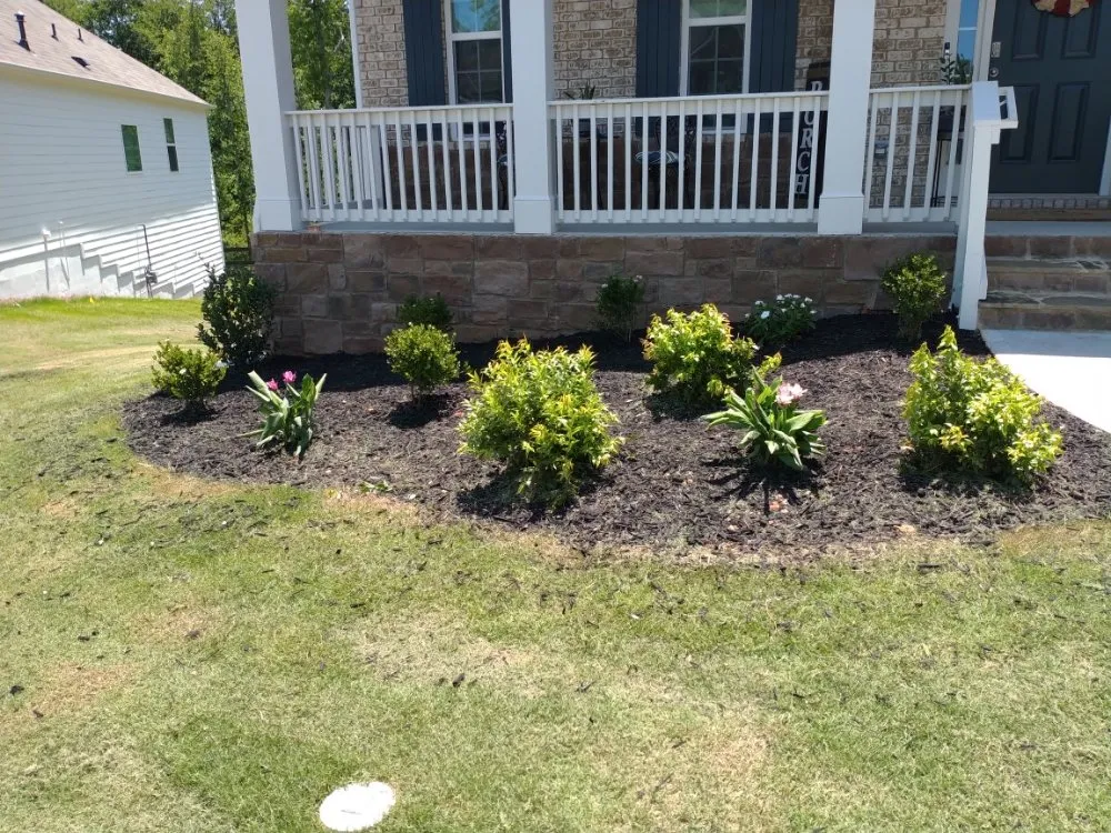 Top-rated landscape design with custom design in Carrollton, GA by Drew's Lawn Care