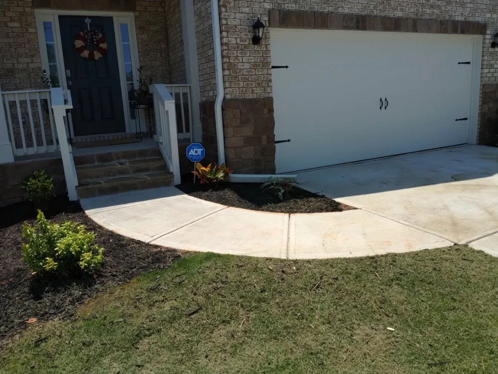 Reliable landscape installation for outdoor upgrades in Carrollton, GA by Drew's Lawn Care