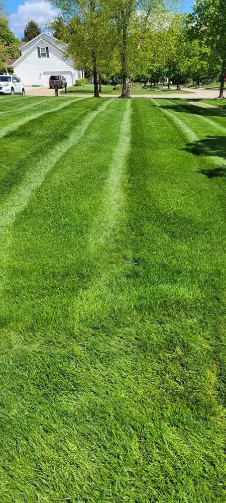 Top-rated garden landscaping in Medina, OH by Drews property management