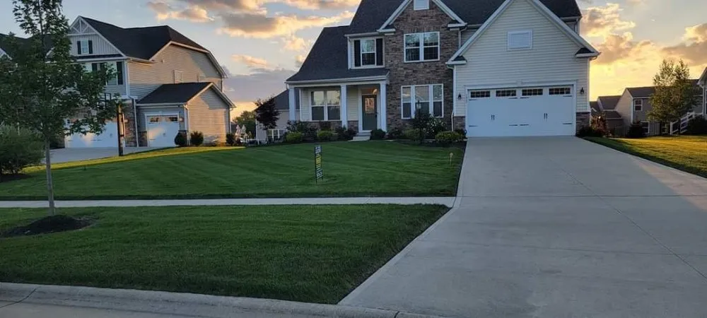 Reliable residential landscaping for year-round maintenance across Medina, OH - Drews property management