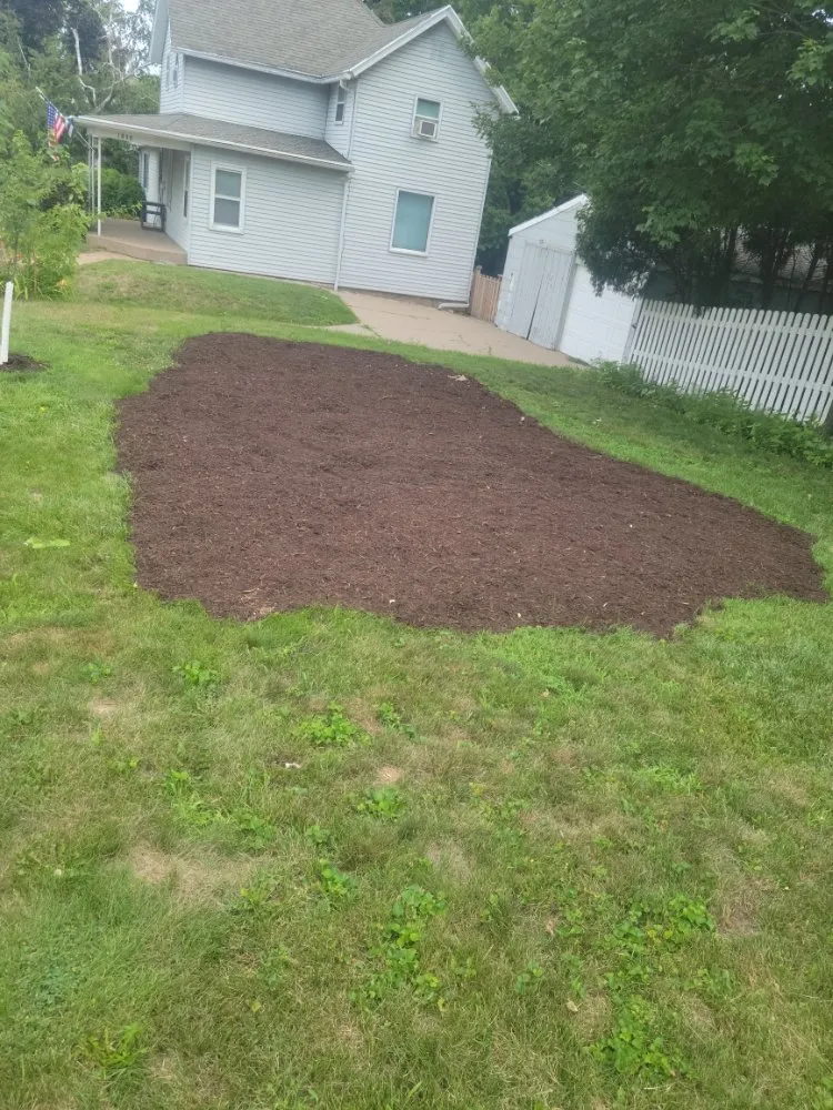 Expert yard maintenance for year-round maintenance across Dubuque, IA - Driftless Property Maintenance