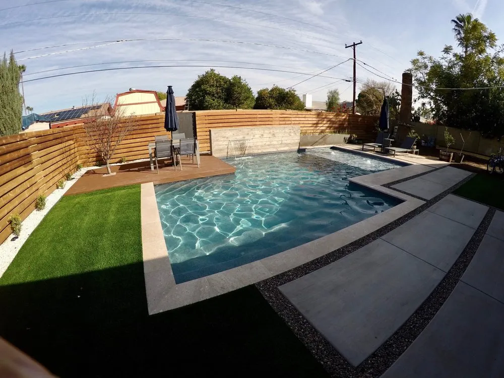 Reliable garden landscaping in Siesta Key, FL by Driftwood DBL