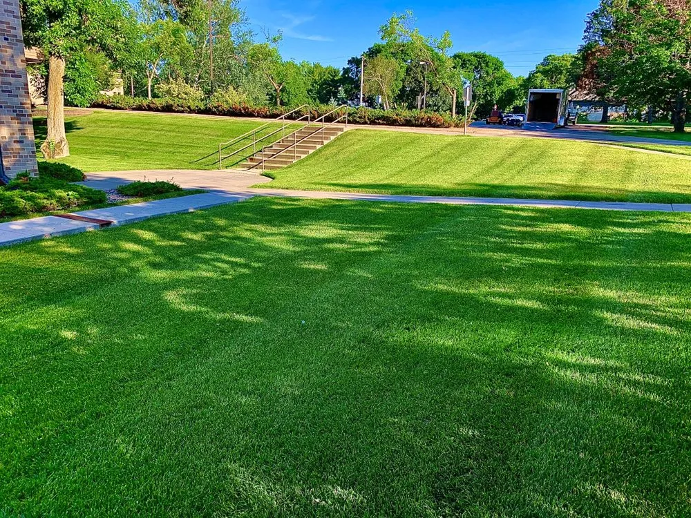 Trusted residential landscaping experts serving Minneapolis, MN - Driftwood Property Services