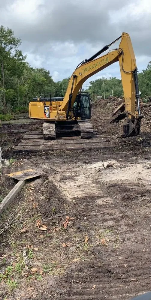 Professional yard maintenance in Sanford, FL - Drinkwater and Drinkwater