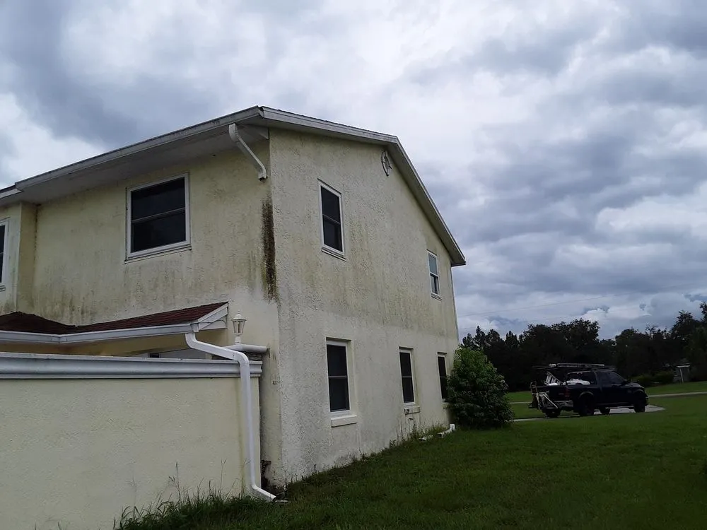 Top-rated landscape design in Hernando, FL - Drippen' Clean Pressure washing