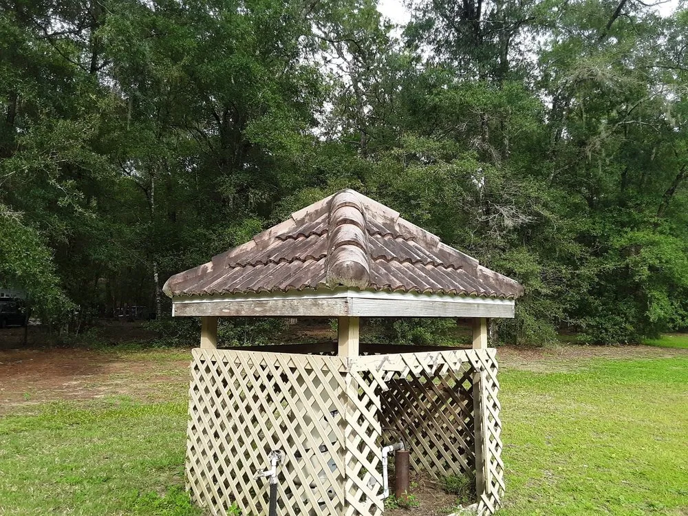 Top-rated residential landscaping in Hernando, FL - Drippen' Clean Pressure washing