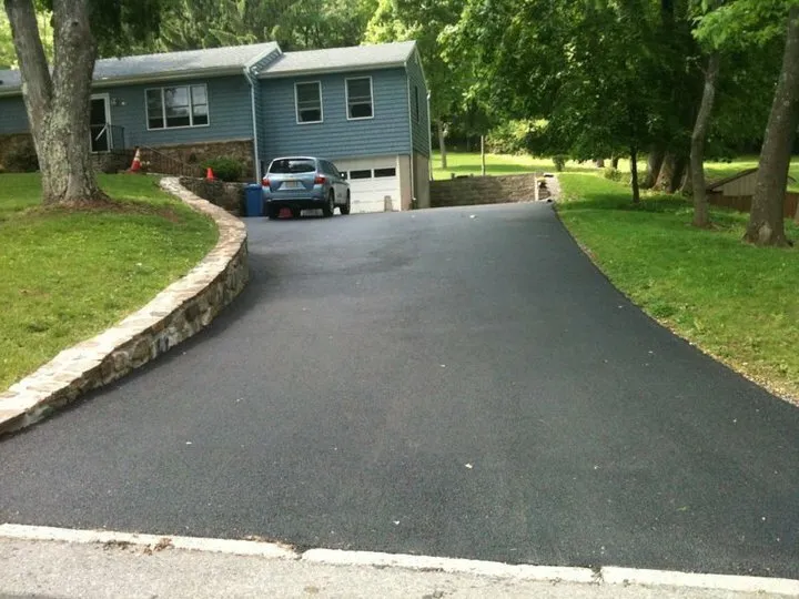 Trusted garden landscaping in Phillipsburg, NJ - Drive Paving And Sealcoating