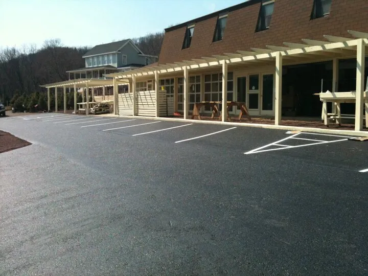 Local garden landscaping experts serving Phillipsburg, NJ - Drive Paving And Sealcoating