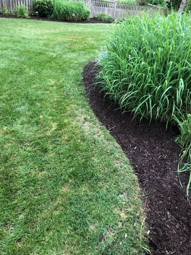 Custom outdoor landscaping experts serving Plainfield, IL - Driven Landscapes