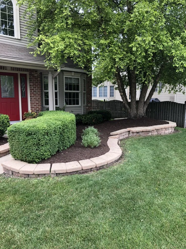 Top-rated garden landscaping near you in Plainfield, IL by Driven Landscapes