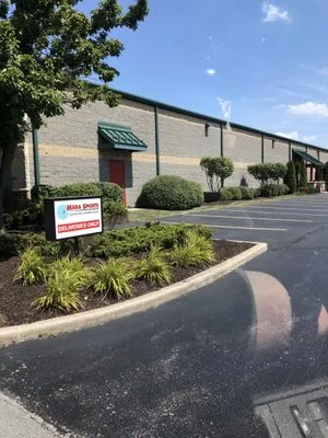 Driven Landscapes Logo