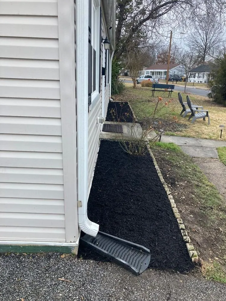 Affordable landscape design near you in Brooklyn Park, MD by Driveway Filler and Sealer