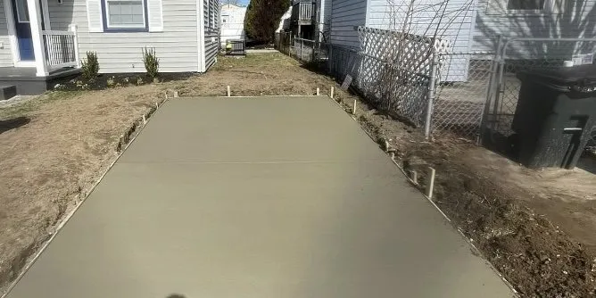 Expert garden landscaping for outdoor upgrades across Brooklyn Park, MD - Driveway Filler and Sealer