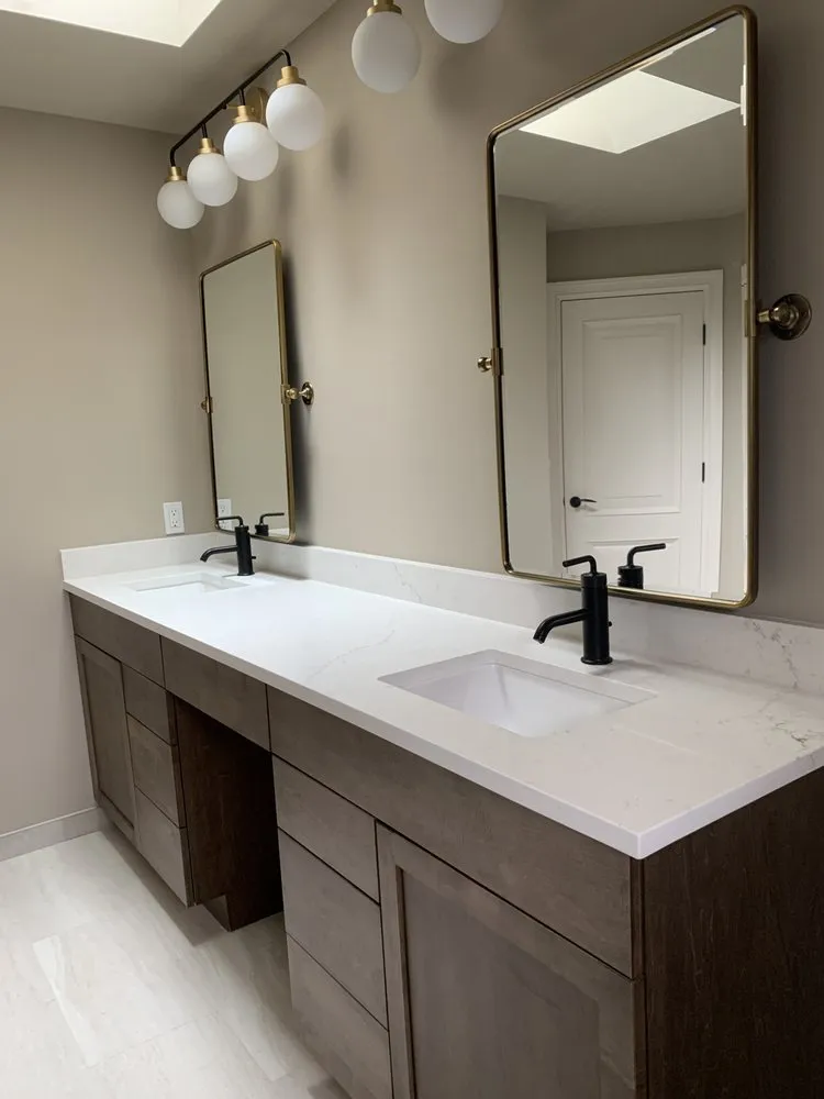 Top-rated lawn mowing service for beautiful yards in Bellevue, WA by Drlc General Contractor