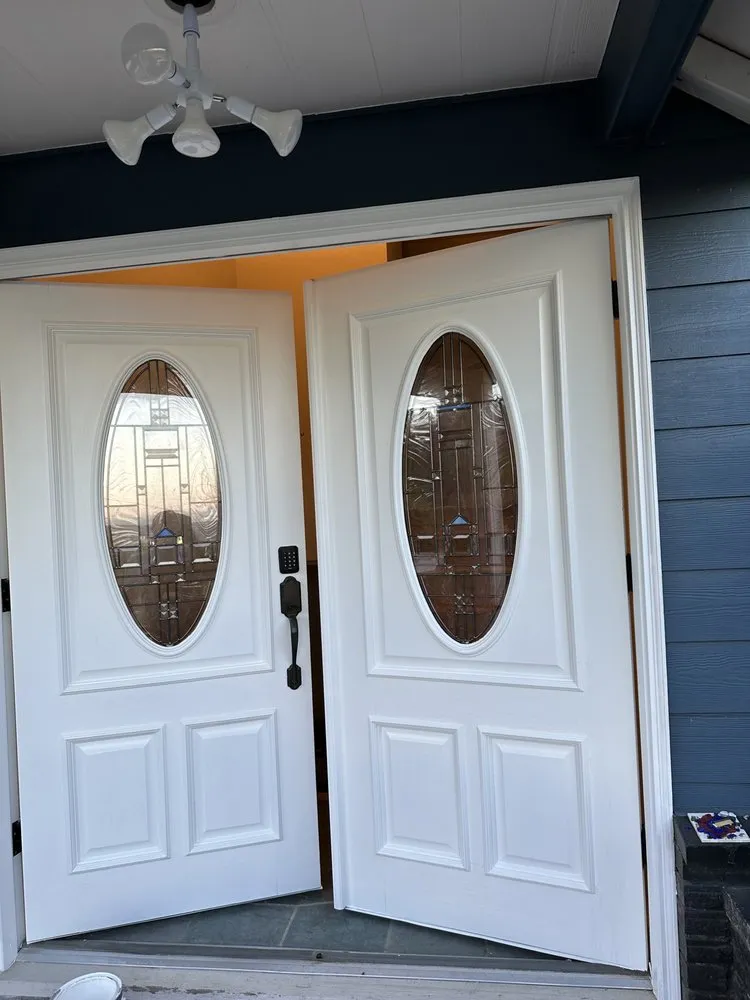 Reliable lawn mowing service in Bellevue, WA by Drlc General Contractor