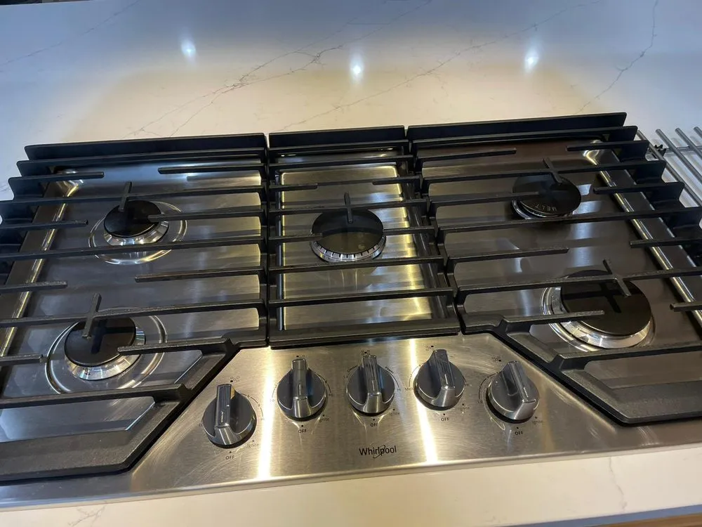 Reliable yard cleanup service in Des Moines, WA by DRM Landscaping and Cleaning Services