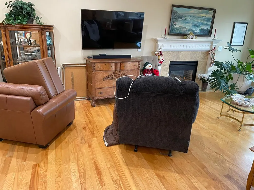 Trusted lawn mowing service near you across Des Moines, WA - DRM Landscaping and Cleaning Services