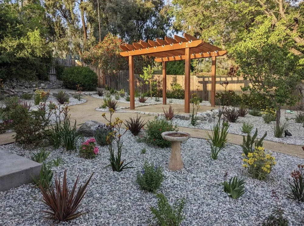 Top-rated lawn care service in La Canada Flintridge, CA by Droughtscape