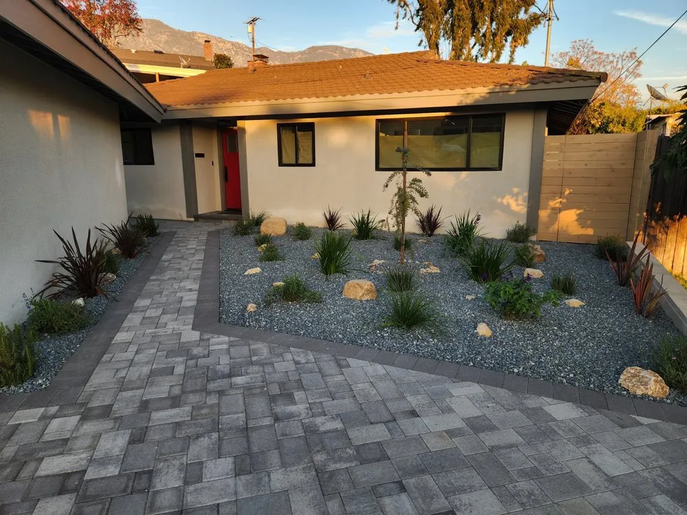 Local landscape installation in La Canada Flintridge, CA by Droughtscape