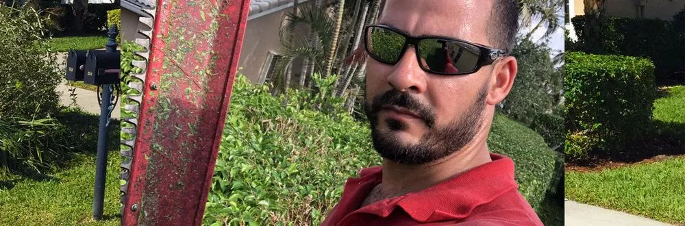 Affordable yard maintenance for homes in Boca Raton, FL by D.R's Lawn Service