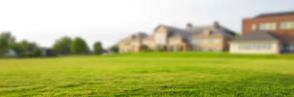 Professional lawn mowing service in Boca Raton, FL - D.R's Lawn Service