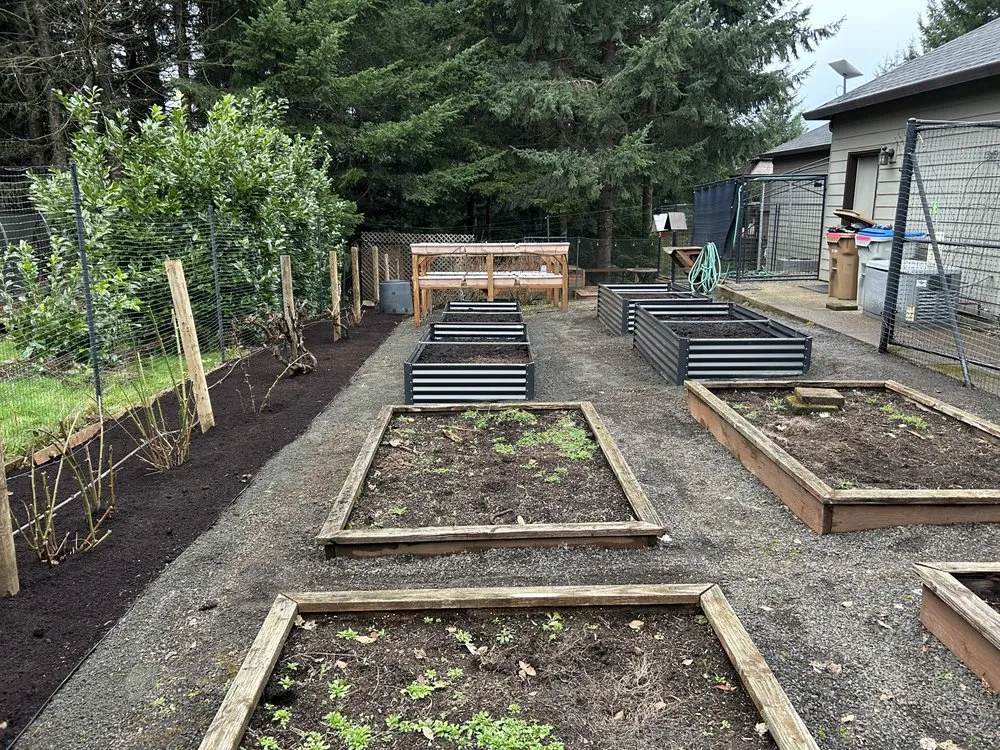 Local garden landscaping experts serving Cornelius, OR - Dry Creek Landscaping and Construction