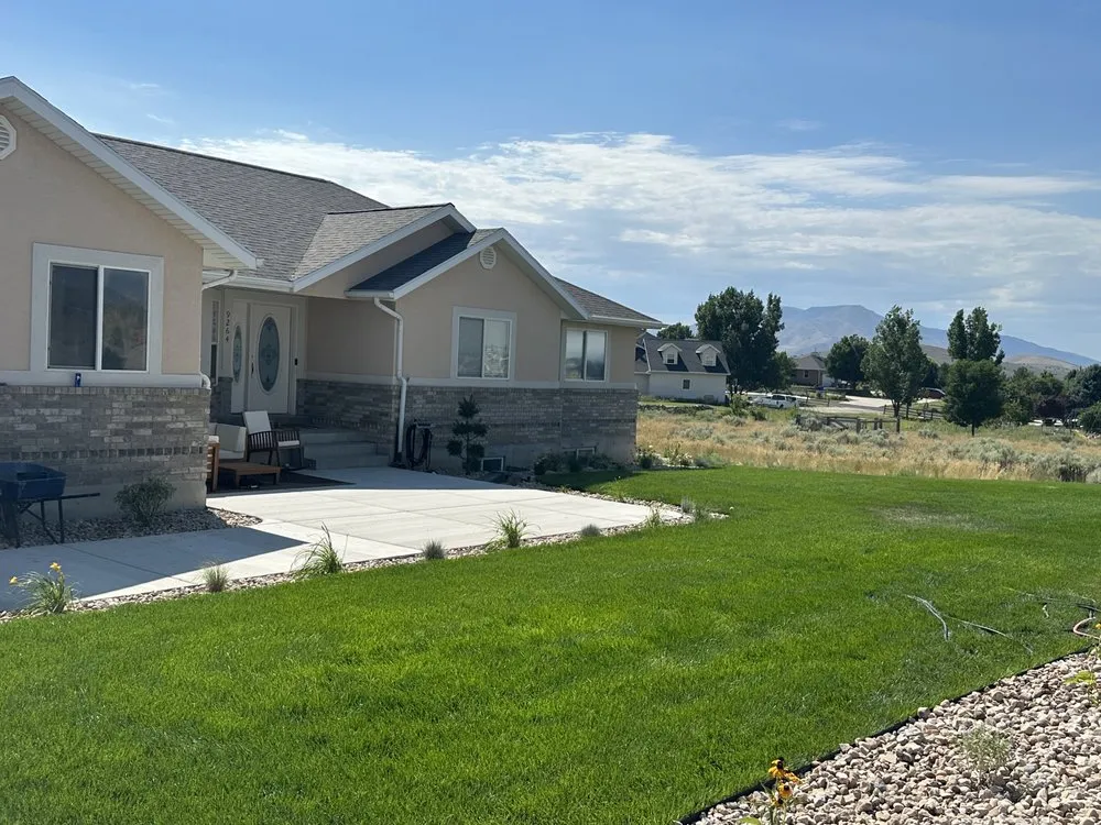 Reliable yard maintenance for residential properties in Lehi, UT by Dry Creek