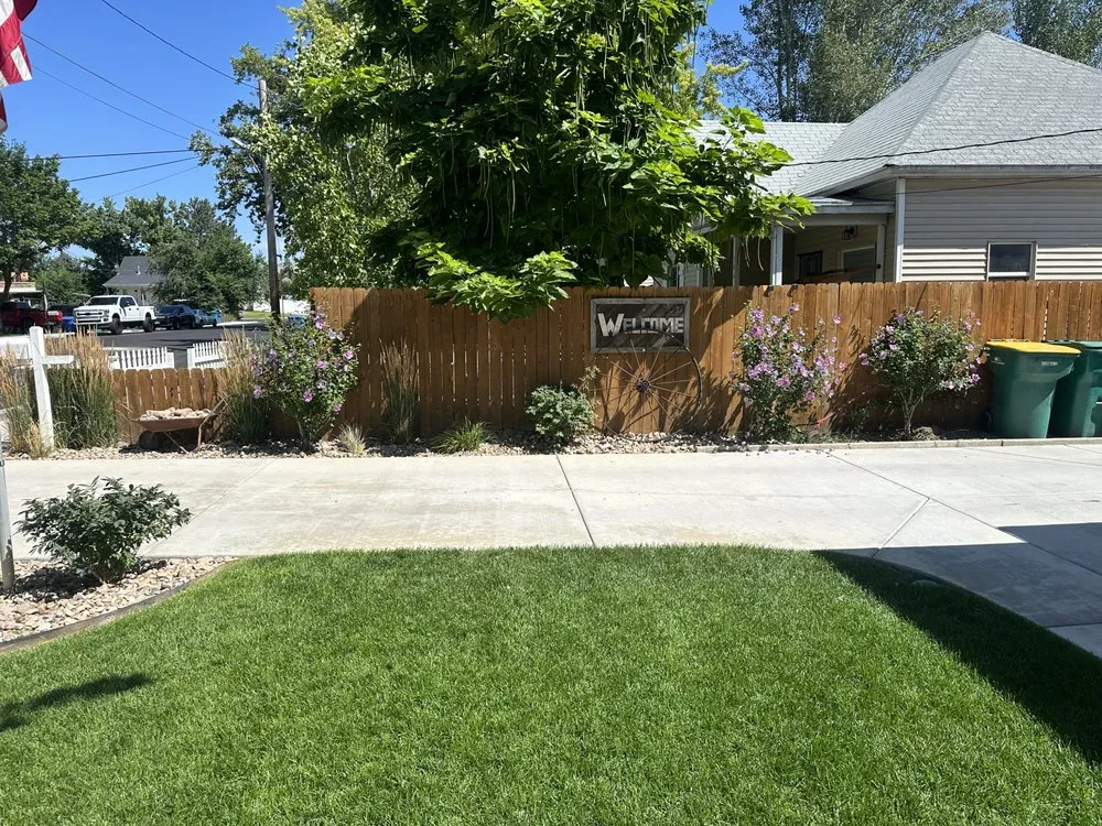 Professional landscaping services in Lehi, UT - Dry Creek