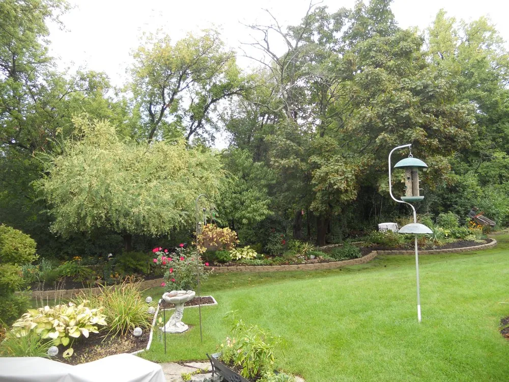Reliable garden landscaping experts serving Mount Prospect, IL - Drysch Landscaping