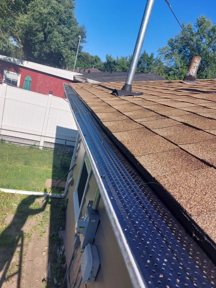 Local residential landscaping experts serving Machesney Park, IL - D's Complete Lawn & Handy Work