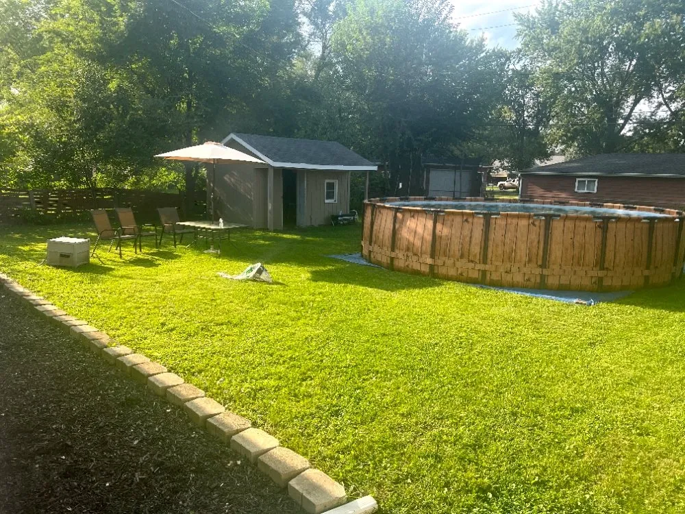 Professional yard cleanup service experts serving Machesney Park, IL - D's Complete Lawn & Handy Work